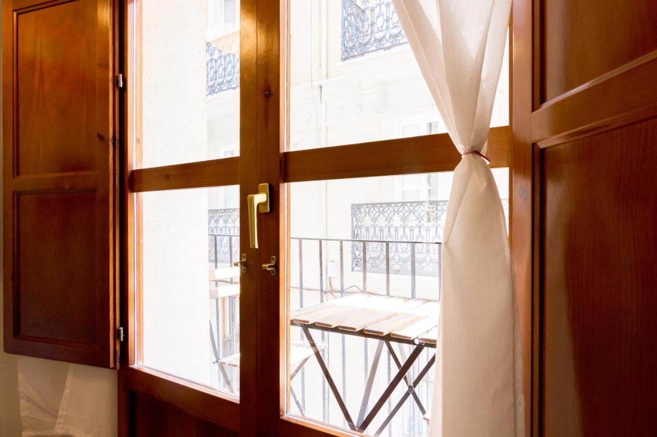 Catedral Apartments Valencia Exterior photo